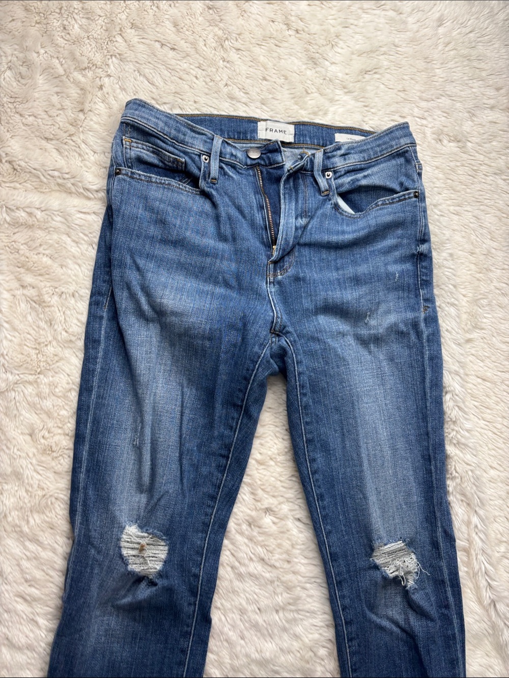 Frame Denim Skinny Jeans in Distressed Medium Blue